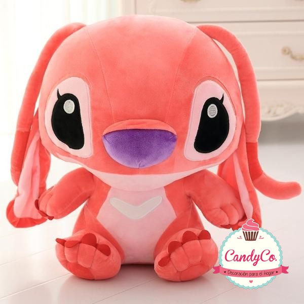 un stich de peluche